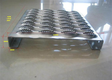 Chiny Aluminiowe i stalowe antypoślizgowe metalowe stopnie schodowe Listwy bezpieczeństwa Strut Grip dostawca